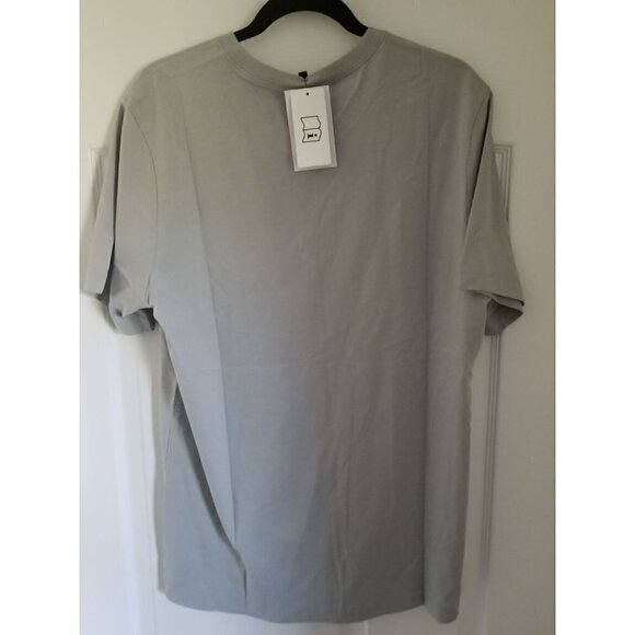 𝅺NIKE Swoosh 12‎ Month Logo T Shirt  Size: Large  Color: Platinum/Blue/Red - Picture 9 of 12